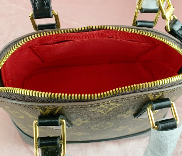 ルイヴィトンバッグ素材ディテール